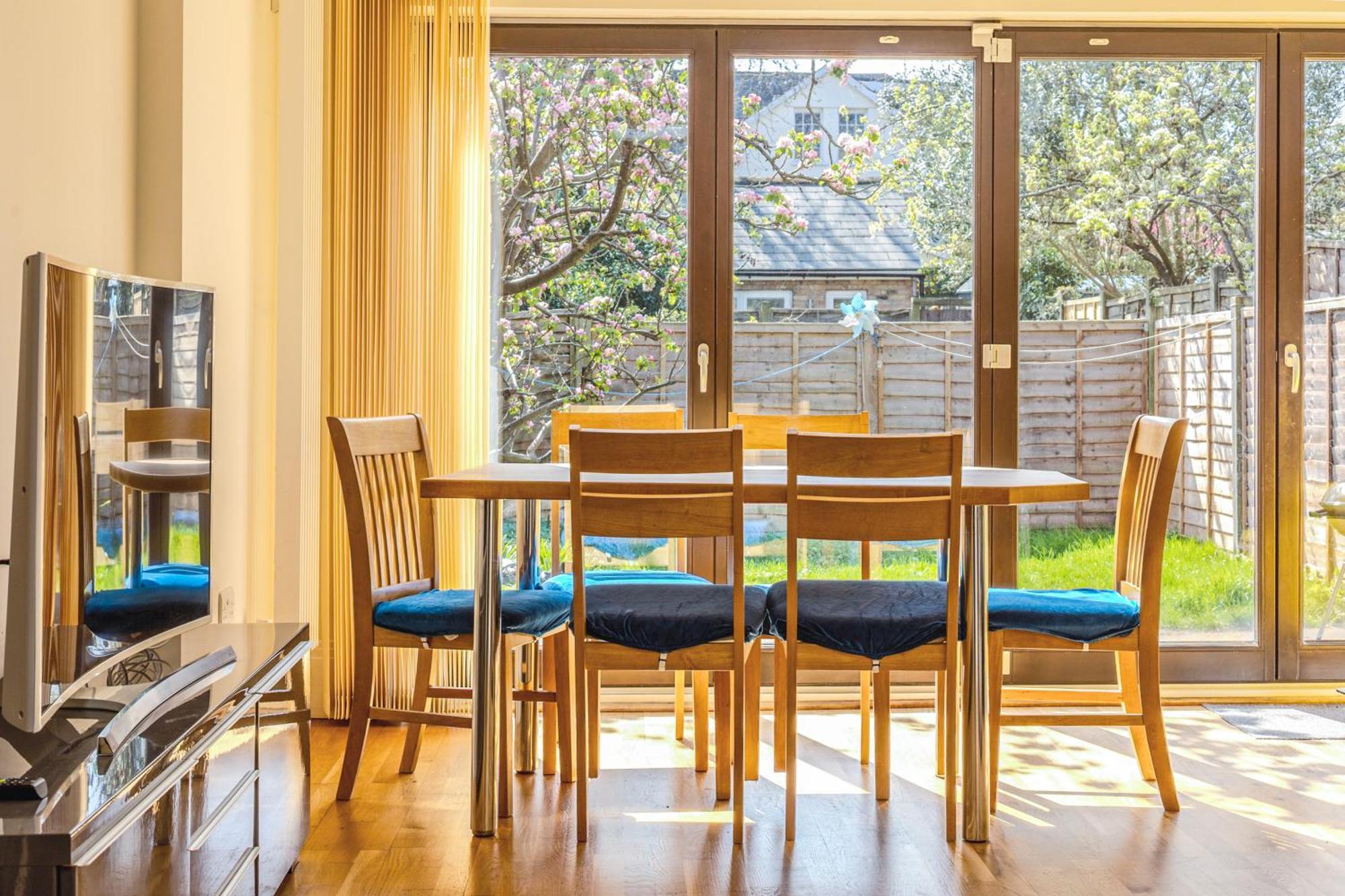 Serene 1br Wimbledon With Private Garden & Parking Londres